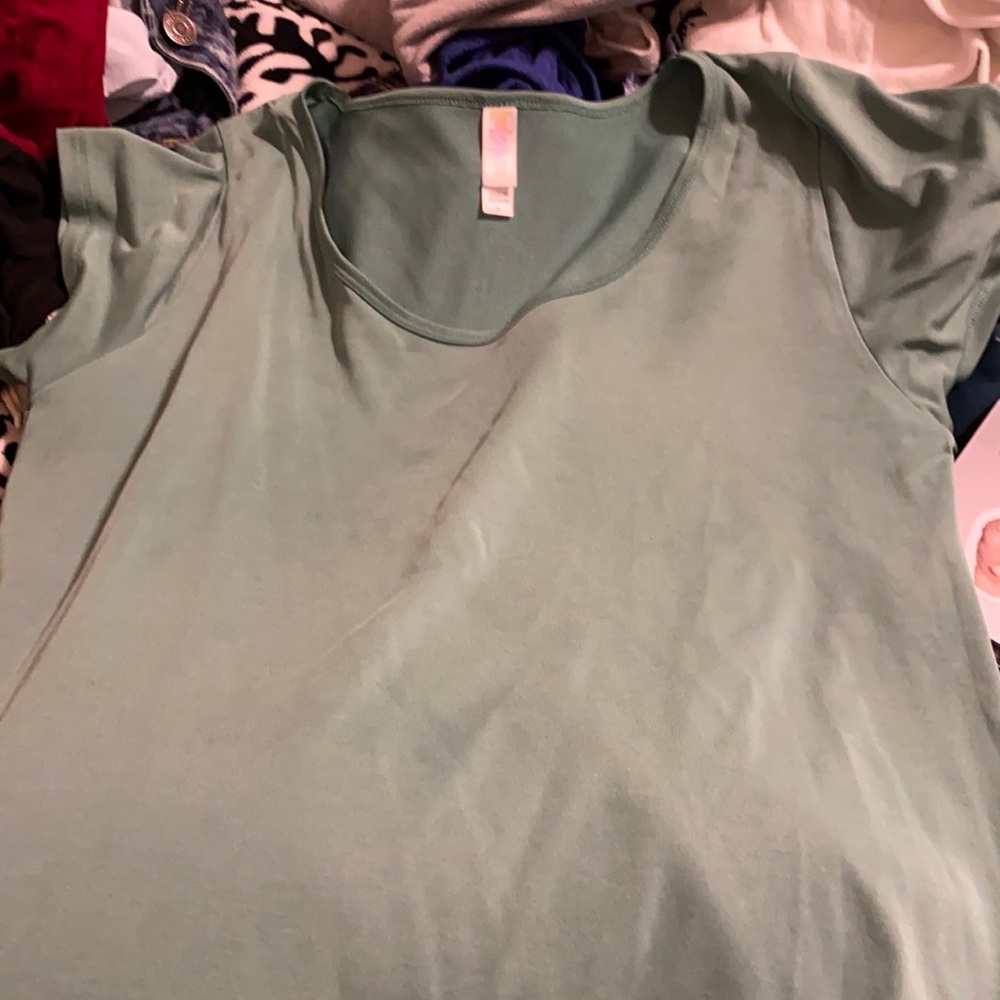 LulaRoe Shirt